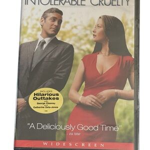 Intolerable Cruelty DVD - Black Case